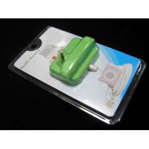   USB Cradle Charger green for ipod Shuffle G2 G3 1GB Electronics
