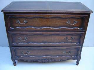 BEAUTIFUL COUNTRY FRENCH OAK CHEST # as/1360  