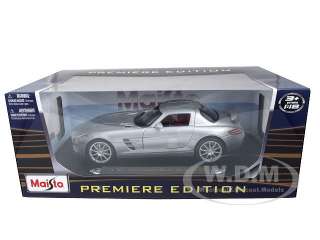 Brand new 118 scale diecast model of 2011 Mercedes SLS AMG Gullwing 
