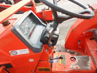 Kubota L2550 4X4 Quick Attach QT Loader Tractor Farm Glide Shift 
