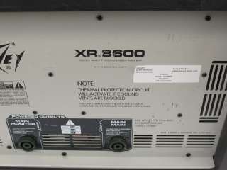 Peavey XR8600 Powered Box Mixer 1200W  