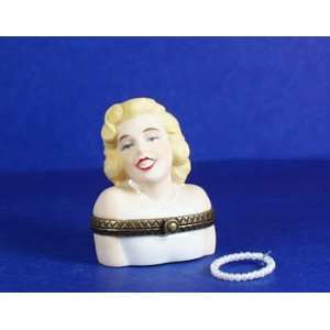   Bust Porcelain Hinged Box Midwest of Cannon Falls PHB