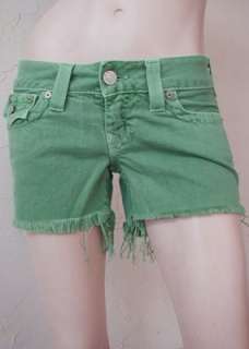 NWT True Religion keira mid thigh cut off shorts in Light Emerald 