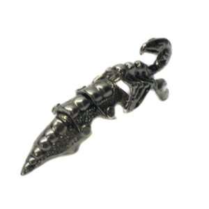   Bizarre Insect Gothic pewter metal Punk Finger Ring Claw Toys & Games