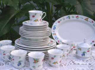 ROYAL MAJESTIC FINE CHINA   A name made popular for its Chelsea 