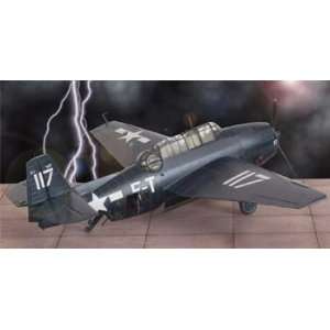   48 TBM 1C Flight 19 Avenger (Plastic Model Airplane) Toys & Games