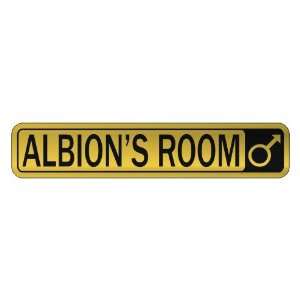   ALBION S ROOM  STREET SIGN NAME