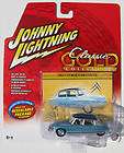 JOHNNY LIGHTNING R28 CLASSIC GOLD 1963 CITROEN DS COUPE