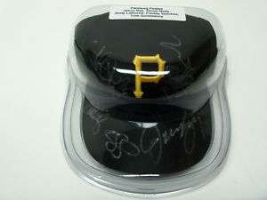 Pittsburgh Pirates Team Signed Hat   5 Signatures  