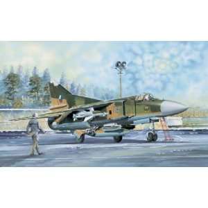  Trumpeter 1/32 MiG23MF Flogger B Soviet Fighter Kit Toys & Games