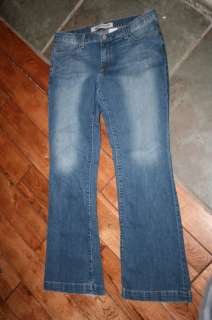 Ladies 12 R Jeans GAP LONG AND LEAN STRETCH 12 REGULAR  
