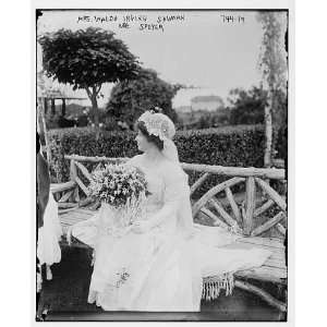  Photo Mrs. Waldo Irving Shuman, nee Speyer, seated on 