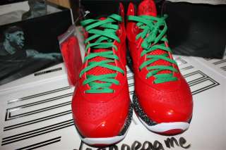 DS Nike Nike LeBron 8 V2 Christmas 2010 Size 10  