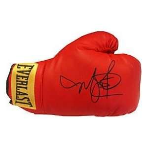 Miguel Cotto Autographed Everlast Boxing Glove   Autographed Boxing 