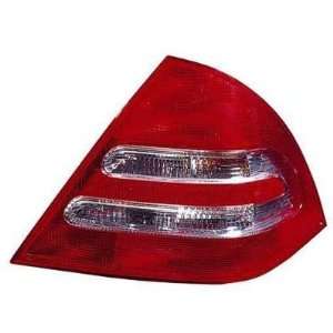  2001 2004 Mercedes C32/240/320 Tail Lamp Assmbly RH 