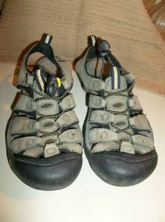 WOMENS GENUINE KEEN WATERPROOF SANDLAS GRAY SIZE 7 M  