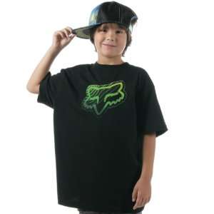  Fox Point to the Fence T Shirt black green L  Kids Sports 