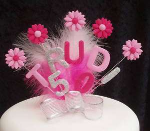 BIRTHDAY NAME/AGE CAKE TOPPER WITH DAISIES/FEATHERS  