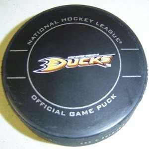    Anaheim Ducks NHL Hockey Official Game Puck