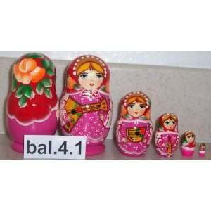 Russian Traditional Rear Nesting Doll Balalaika 5 pc/4 in Item #m.bal 