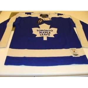 Toronto Maple Leafs Sweater Vintage Jersey 1971 72 L   NHL Replica 