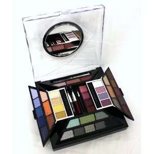 Complete Make Over Make Up Kit 52 Items 35 Eye Shadows 6 Blush 4 Lip 