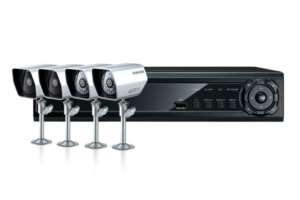 Samsung SDE 3000N 4 Channel DVR System with 4 IR Day and Night Cameras 