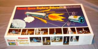 VINTAGE 1968 REVELL ATOMIC SPACE EXPLORER SOLARIS MODEL CRAFT KIT NEW 