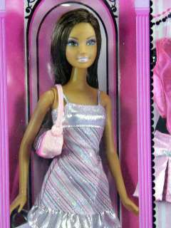 Toys R US Barbie Teresa Doll & Fashions Gift Set NRFB 027084772425 
