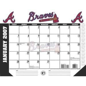  Atlanta Braves 22x17 Desk Calendar 2007