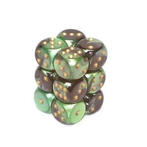 Gemini 4 16mm D6 Black Green with Gold Dice (12)  Toys & Games 