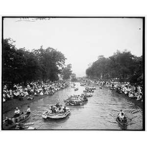  Water parade,Belle Isle Park,Detroit,Mich.