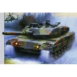  Revell of Germany   1/72 Leopard 2 A5 (Plastic Model 