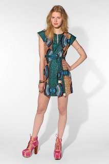 Gypset Diamond Weekender Dress   Urban Outfitters