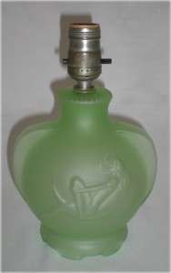   VINTAGE 1930 ART DECO FIGURAL ON MOON URANIUM GLASS TABLE LAMP MINT