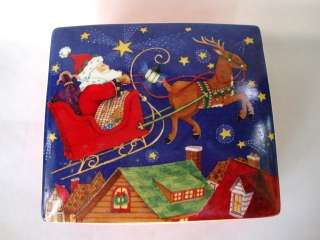 Nice Hallmark Christmas Santa Claus Pottery Box  