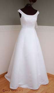 White Satin Wide Neckline Sleeveless Wedding Dress 10  