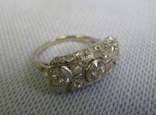 Gorgeous Victorian Choice 18KT White Gold Ladys Ring with 31 Diamonds 