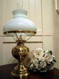 ANTIQUE REPRO NICKEL KEROSENE OIL LAMP GREAT DECOR GIFT  