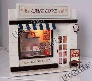 Dollhouse Miniature Kit w/ Light Cake Love Bakery Shop  