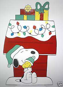 SNOOPY WITH WOODSTOCK CHRISTMAS YARD ART DECORATION.  