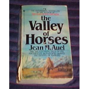   Valley of Horses by Jean M. Auel 1982 Paperback Jean M. Auel Books