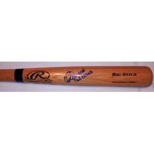 Mike Scioscia Autographed Ash Big Stick Bat W/PROOF, Picture of Mike 