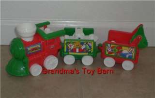 Fisher Price Little People MUSICAL CHRISTMAS TRAIN NEW  
