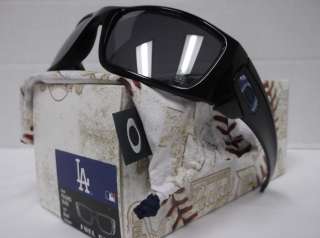   New Special Edition Oakley MLB Fuel Cell LA Dodgers 9096 47  
