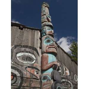  Totem Pole, Ravens Fort Tribal House, Fort William Seward, Haines 