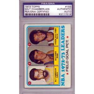 Wilt Chamberlain Autographed 1973 Topps Card PSA/DNA Slabbed #83117518