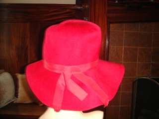 VINTAGE MARSHALL FIELDS BERDEAUX FELT SLOUCHY MOD HAT  