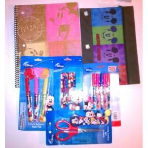 MICKEY MOUSE STATIONERY SET PENCILS POUCH PENS + NOTEBOOK 