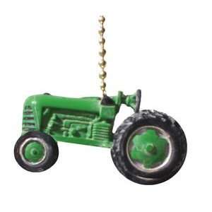    Clementine Designs Fan Pulls 071 Green Tractor 